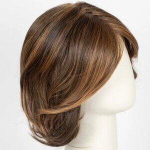 Raquel Welch Crowd Pleaser - Ginger brown, only worn twice